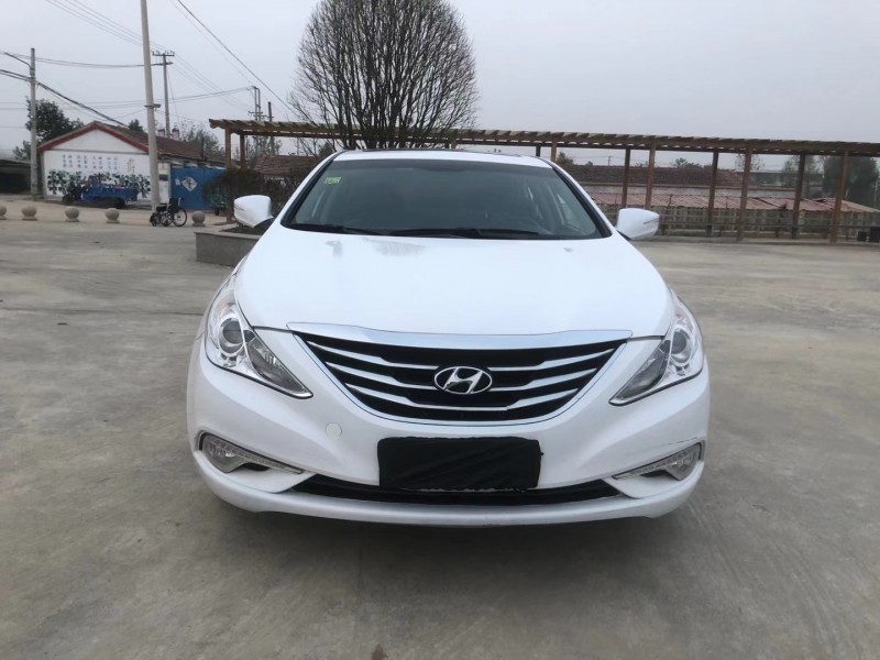 徐州17年现代索纳塔八3