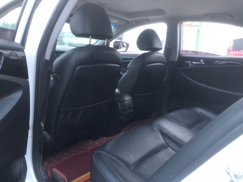 徐州17年现代索纳塔八7