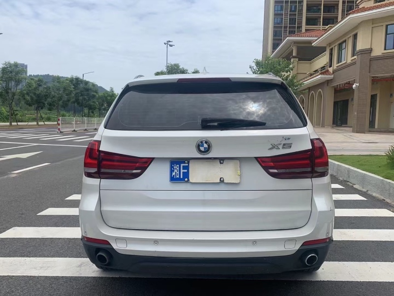 廣州15年寶馬X53