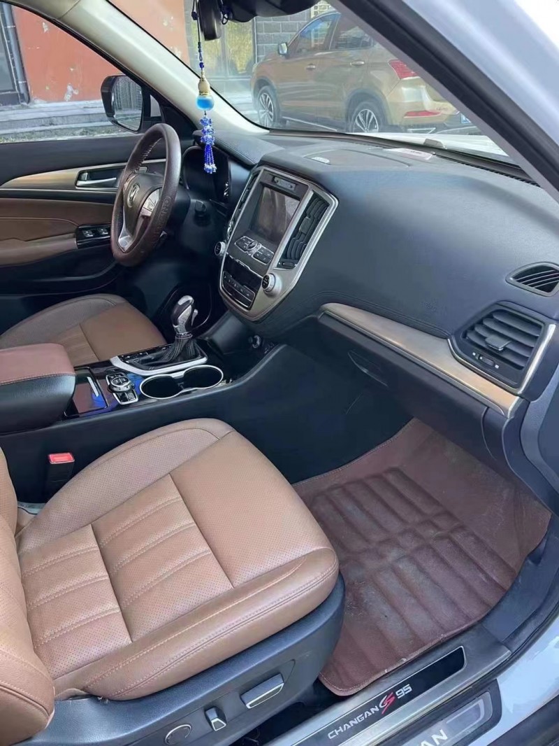 滄州17年長安汽車CS956