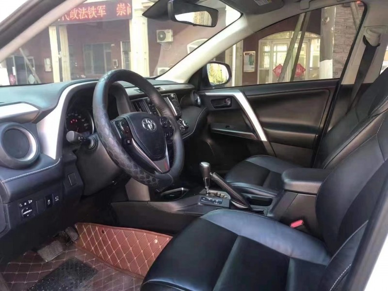 濰坊19年豐田RAV4榮放5