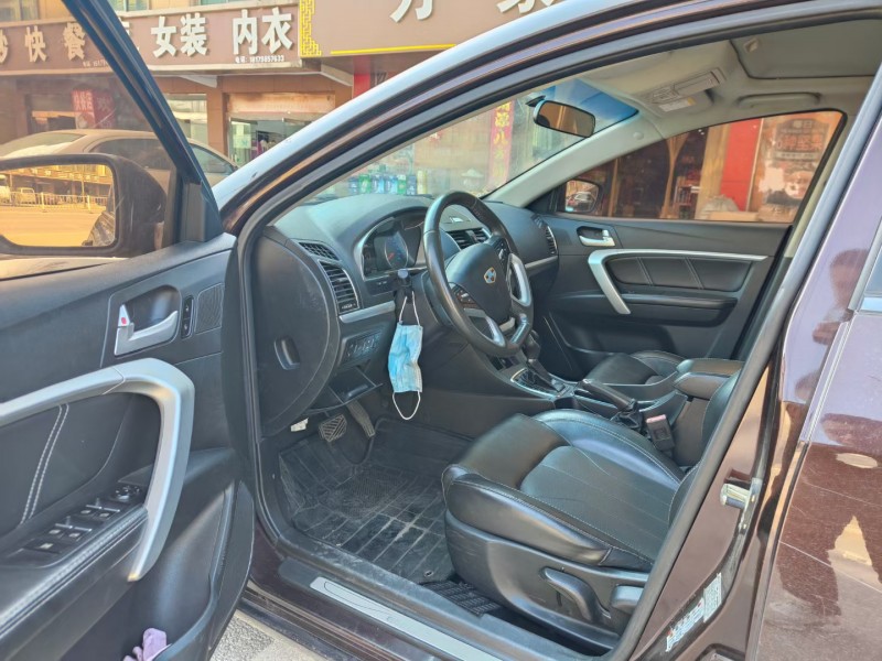 景德鎮17年吉利帝豪6