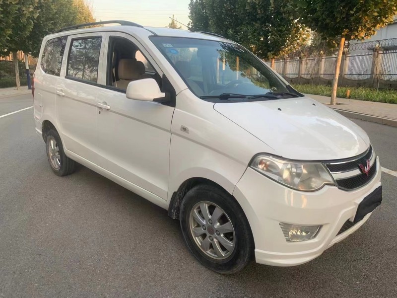 廊坊16年五菱汽車宏光2