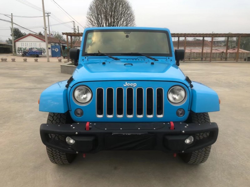 徐州17年Jeep牧馬人1
