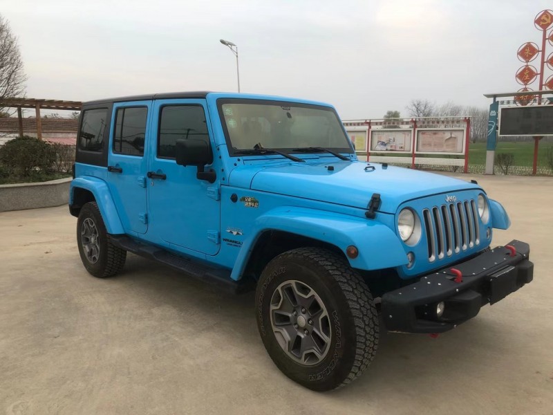徐州17年Jeep牧馬人3