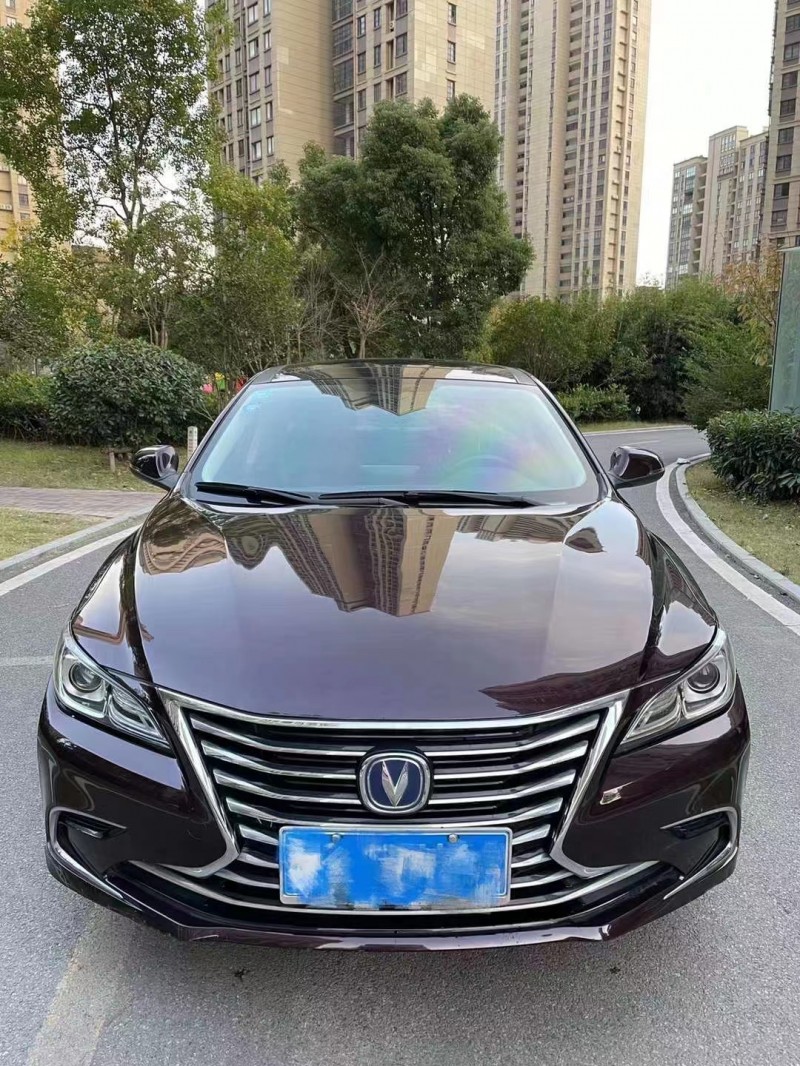 阜陽19年長安汽車睿騁CC1