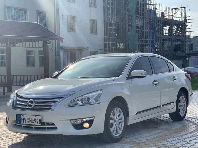 汕頭14年日產天籟3