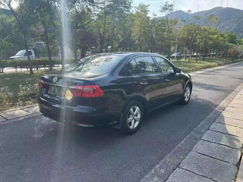 嘉興16年大眾寶來9