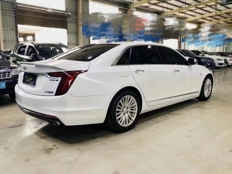 潛江20年凱迪拉克CT64
