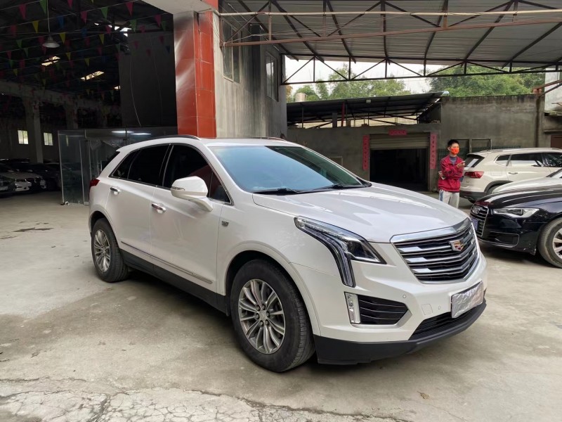 成都18年凱迪拉克XT52