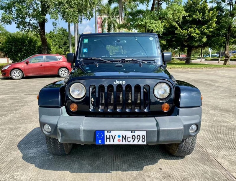 汕頭11年Jeep牧馬人1