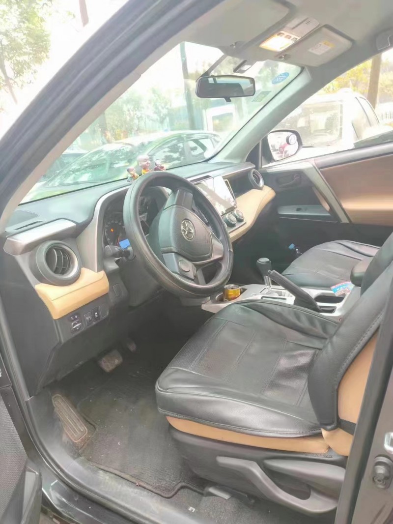 常德18年豐田RAV4榮放3