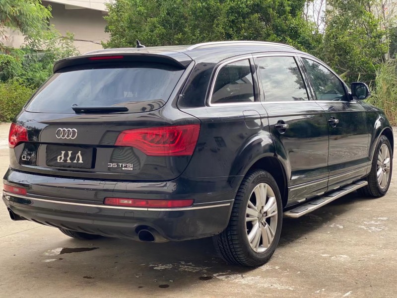 廈門13年奧迪Q73