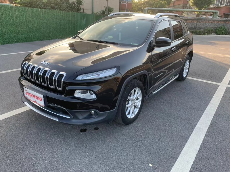 南京19年Jeep自由光3
