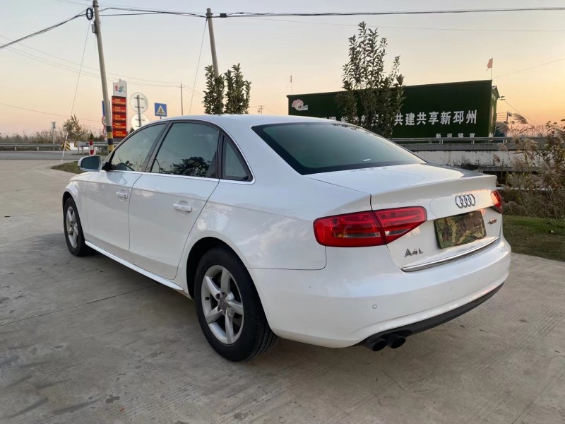 徐州14年奧迪A4L8