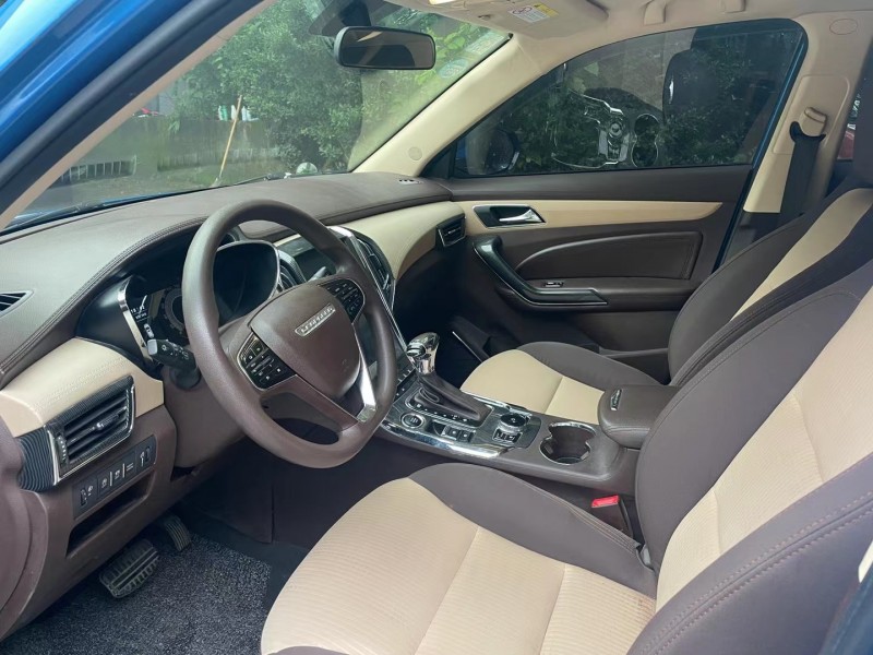 成都19年獵豹汽車CS96