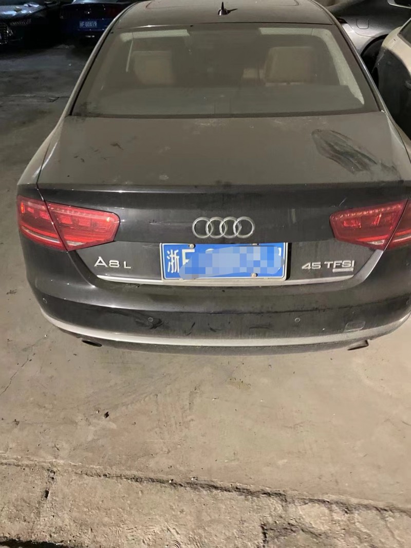 臺州13年奧迪A8L7