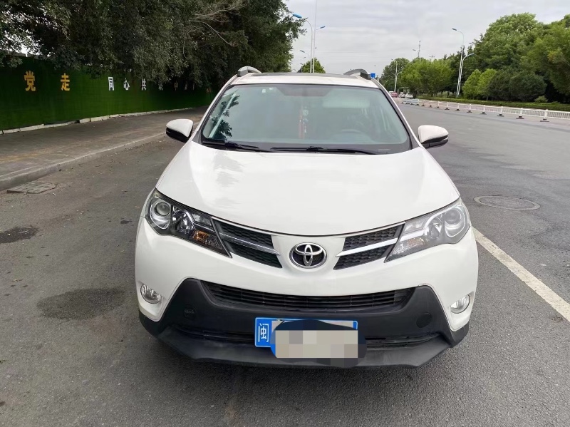 廈門14年豐田RAV4榮放1