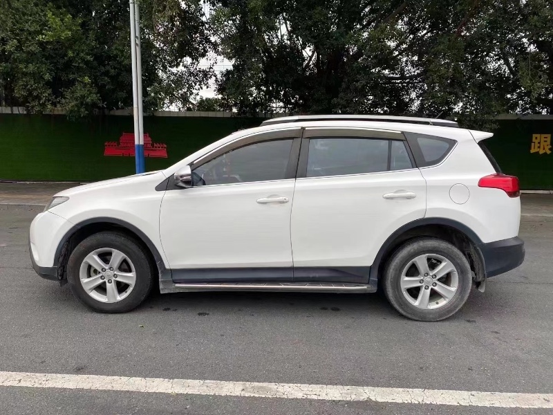 廈門14年豐田RAV4榮放2