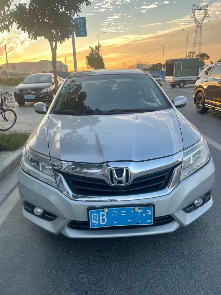 广州抵押车14年本田凌派出售