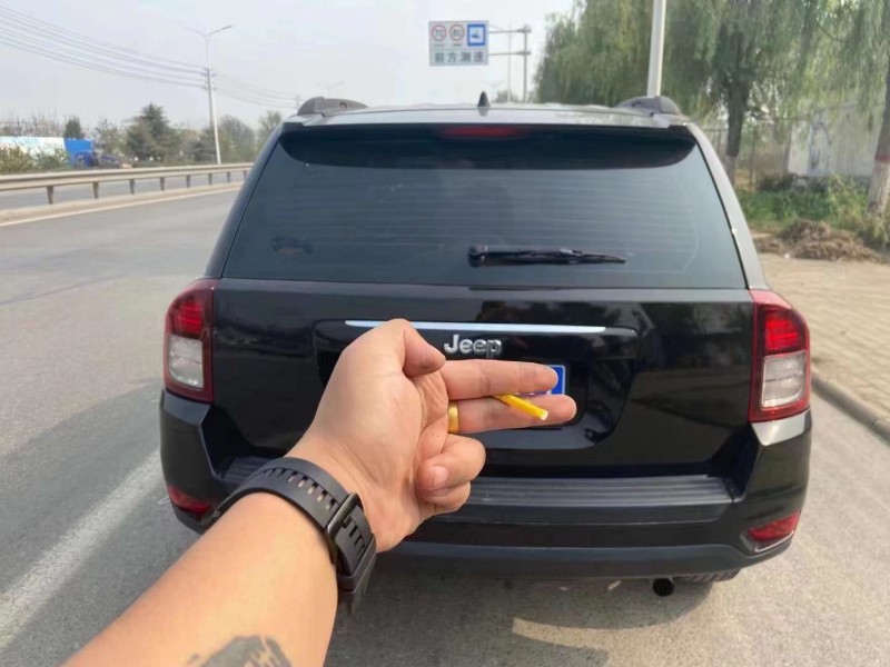 德州17年Jeep指南者6