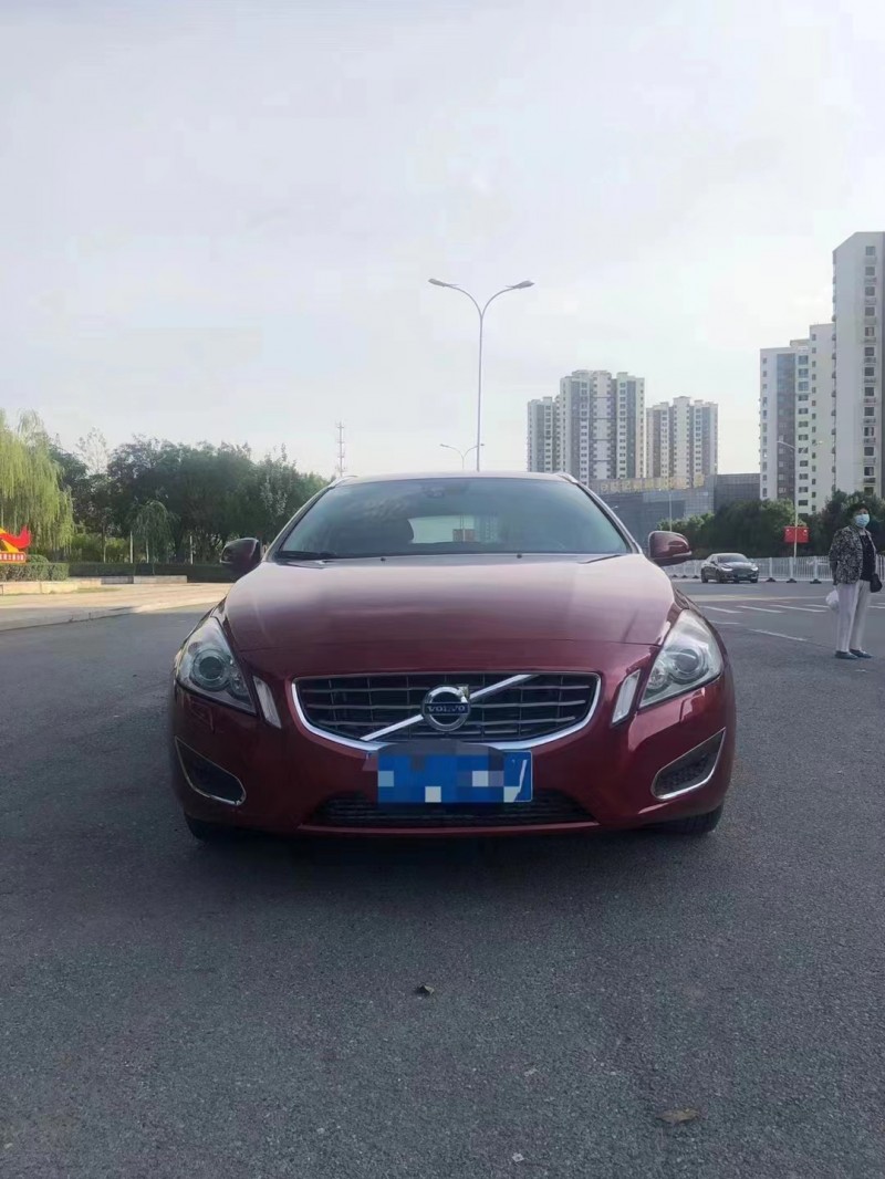 承德13年沃爾沃V601