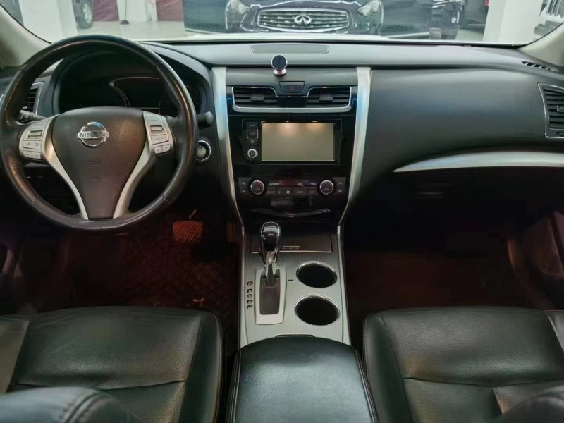 包頭17年日產天籟9