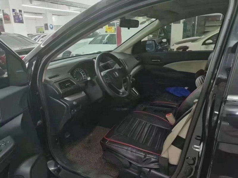 包頭15年本田CR-V8