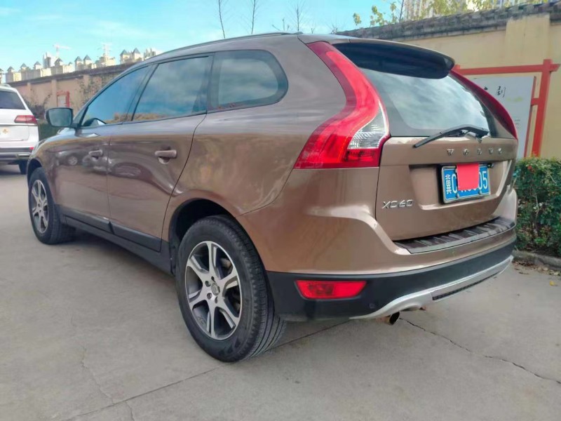 保定13年沃爾沃XC602