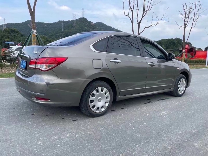 臺州16年日產軒逸6