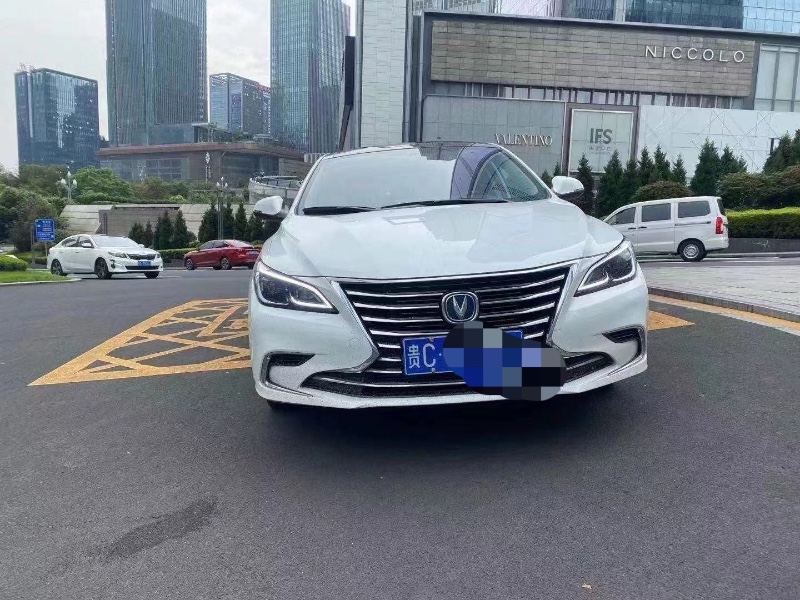 重慶19年長安汽車銳程CC1