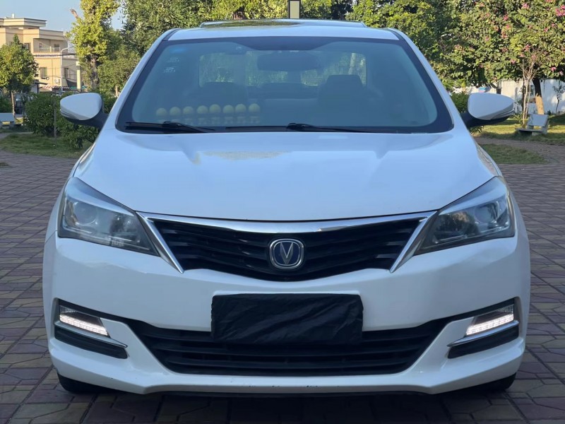 汕頭17年長安汽車悅翔V710