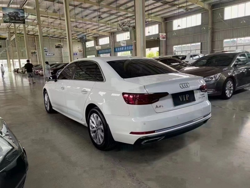 潛江18年奧迪A4L3