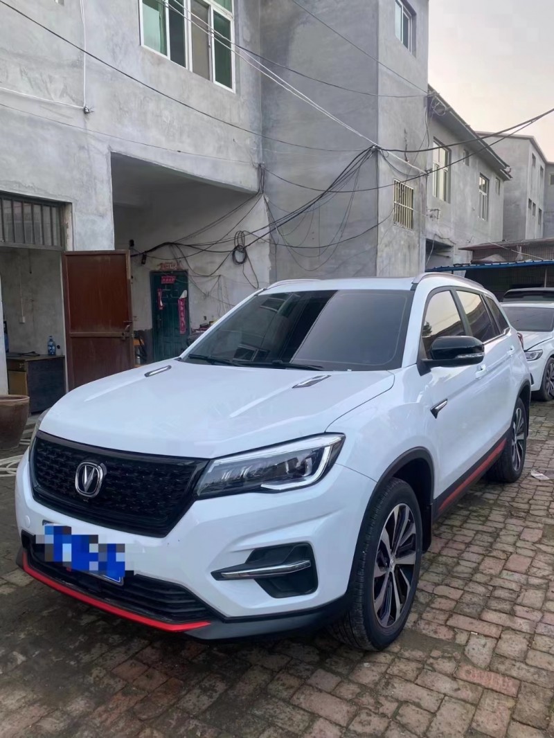濰坊21年長安汽車CS752