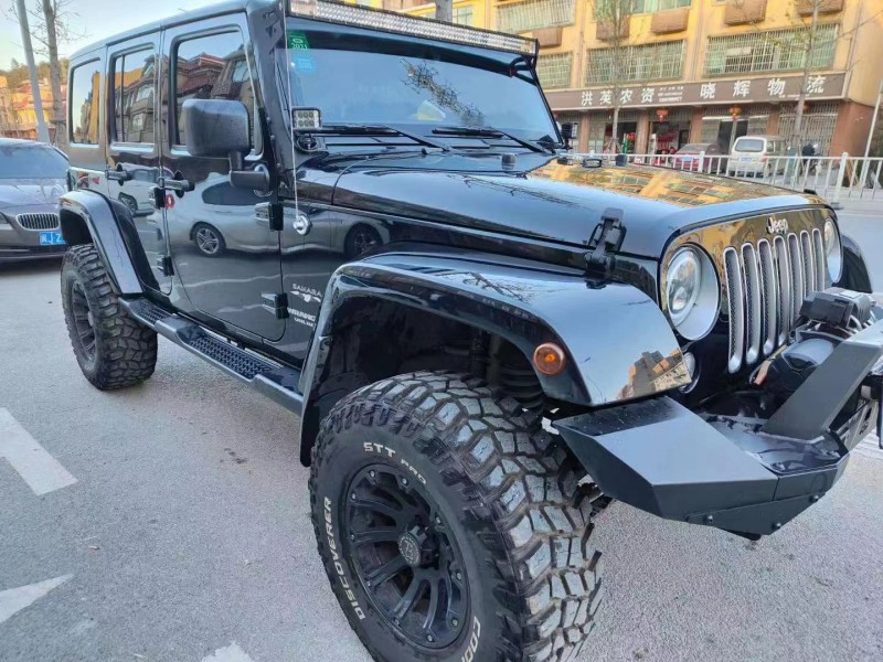 贛州17年Jeep牧馬人7