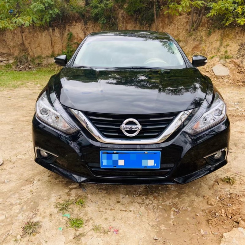 平涼19年日產天籟1