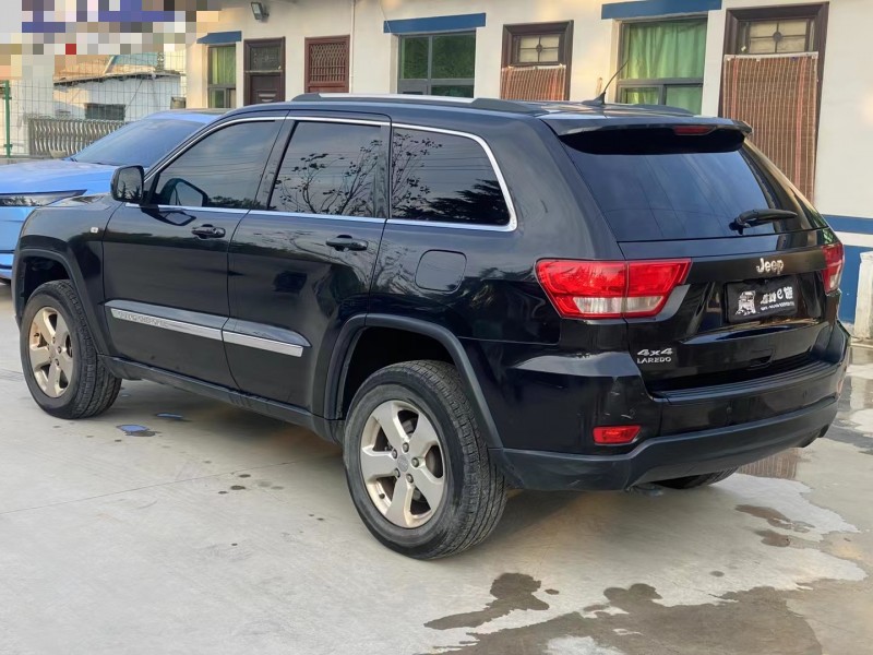 鄭州13年Jeep大切諾基8