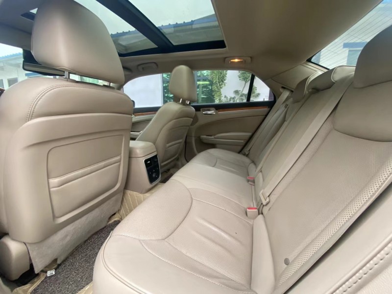 鄭州15年克萊斯勒300C6