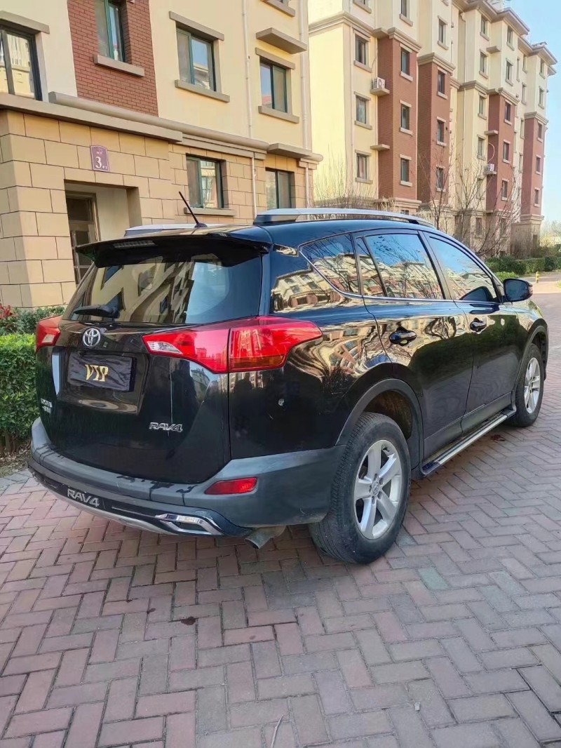 濟寧13年豐田RAV48