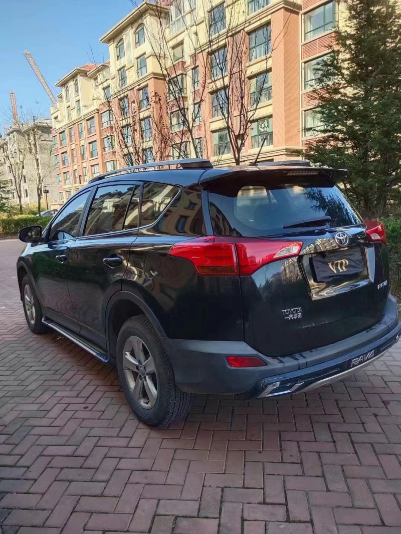 濟寧13年豐田RAV47