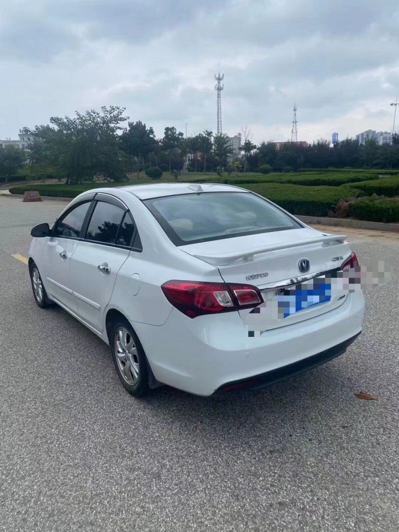 煙臺14年長安汽車悅翔V56