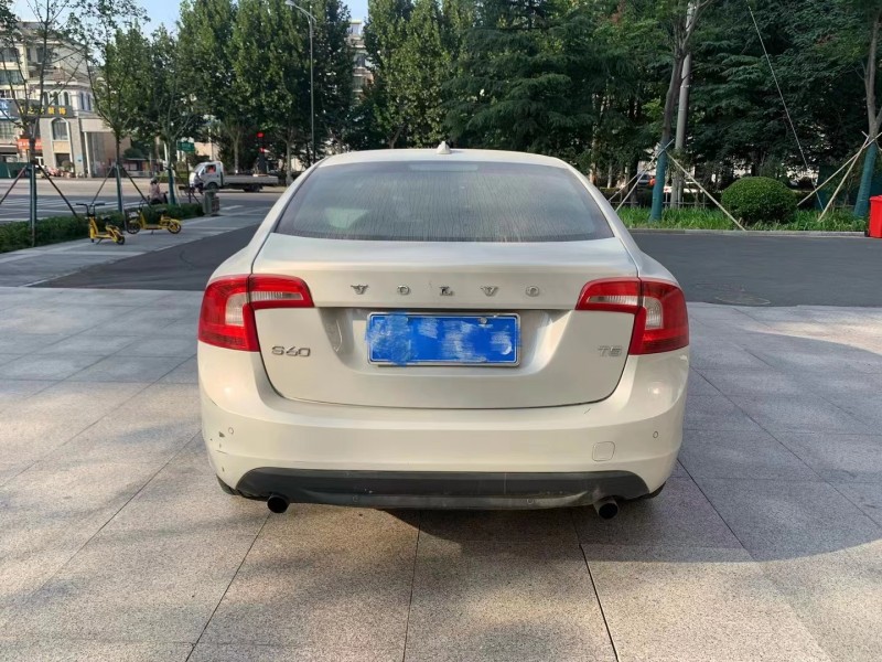 常州13年沃爾沃S60L3