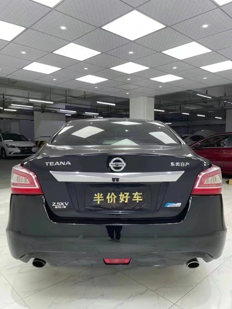 成都16年日產天籟5