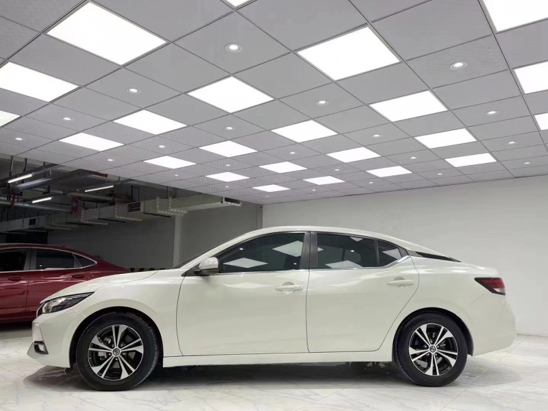 成都20年日產軒逸3
