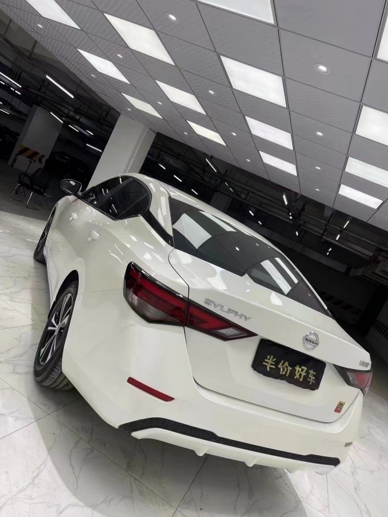 成都20年日產軒逸4