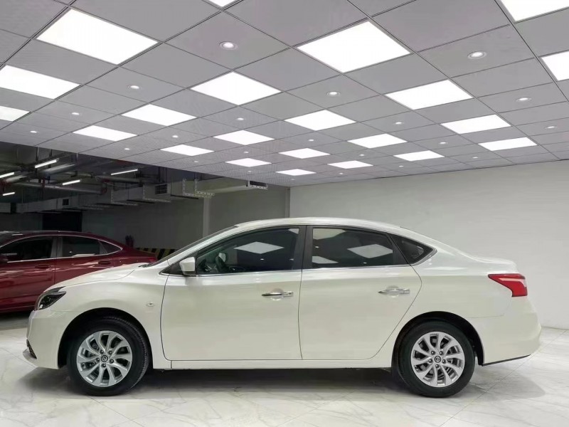 成都20年日產軒逸6
