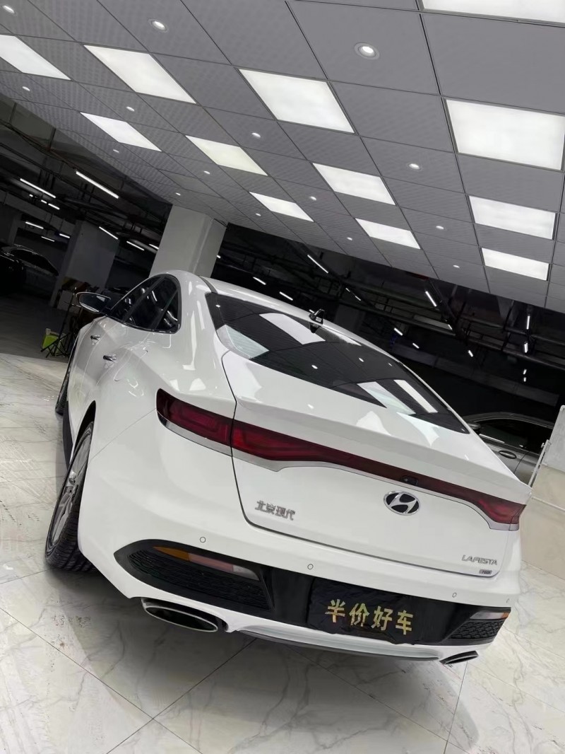 成都20年現代菲斯塔4