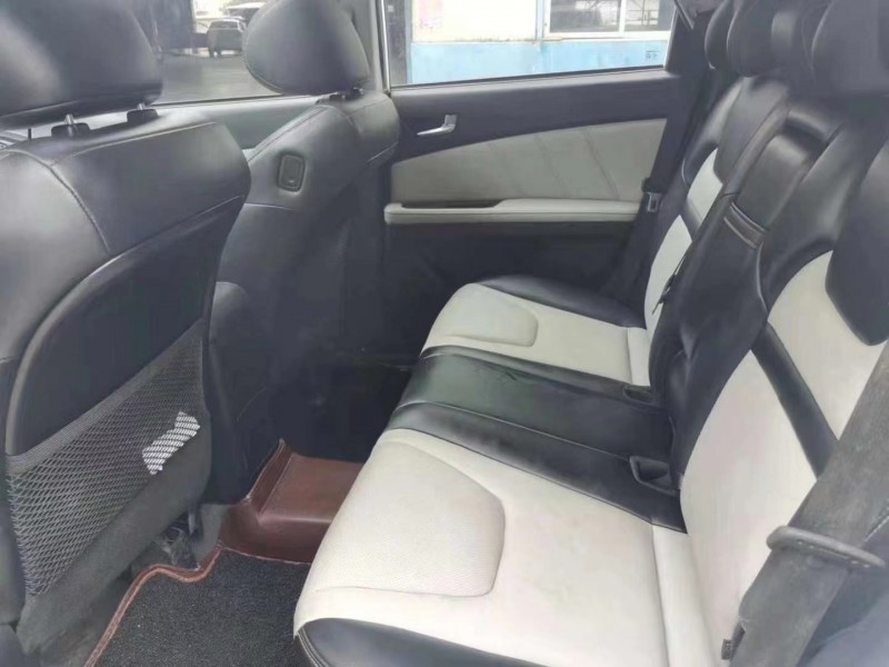 合肥14年納智捷優6 SUV5