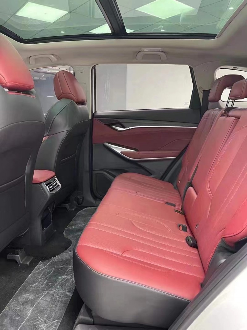 成都20年長安汽車CS759