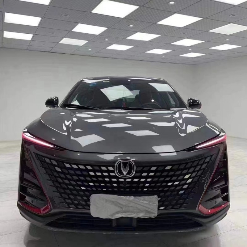 成都20年長安汽車UNI-T1